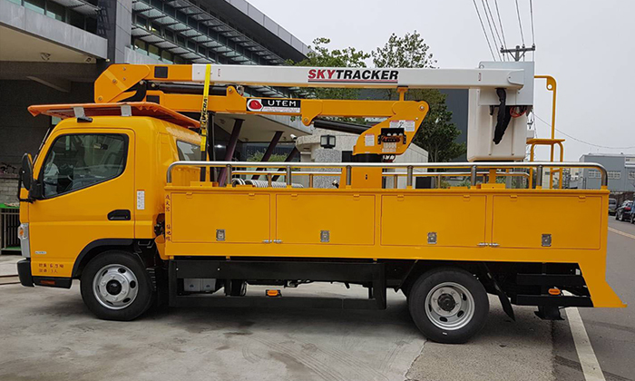 尚杰科技高空作業車實車照片